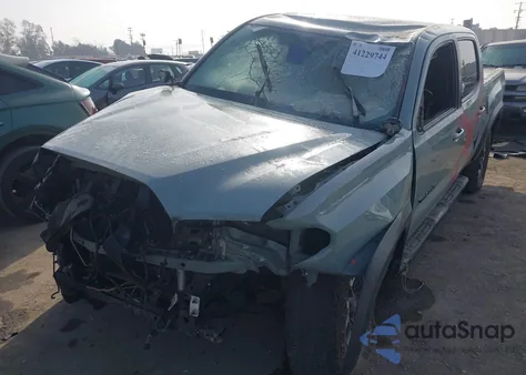 2022 Toyota Tacoma Trd Off Road from USA, damaged, VIN 3TYCZ5AN2NT096491